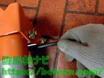 三脚ベースの取付け