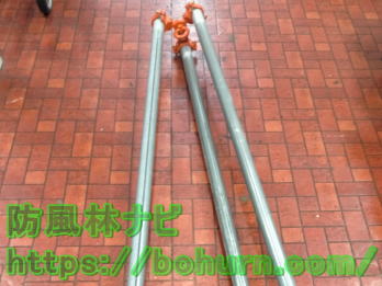 三脚の立ち上げ(足を閉じた立上)1